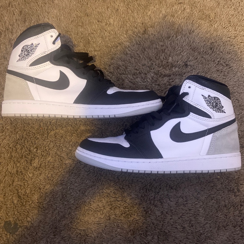 Air Jordan 1 high bleached coral
